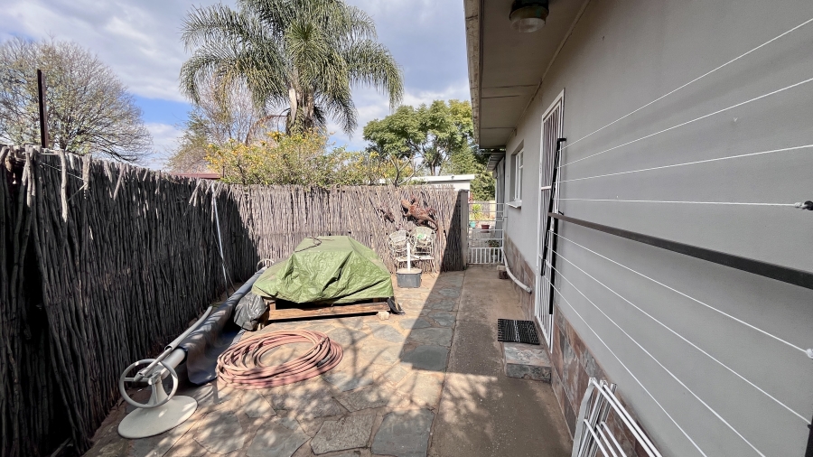 4 Bedroom Property for Sale in Bergtuin Gauteng