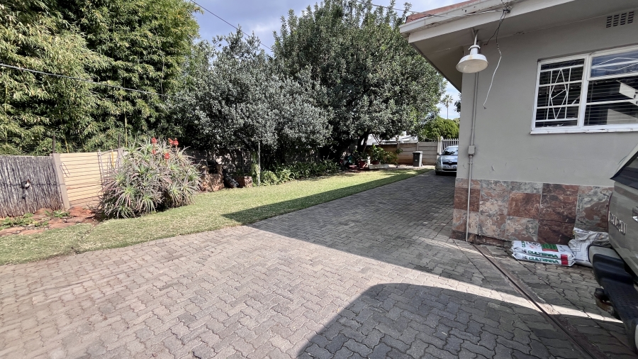4 Bedroom Property for Sale in Bergtuin Gauteng