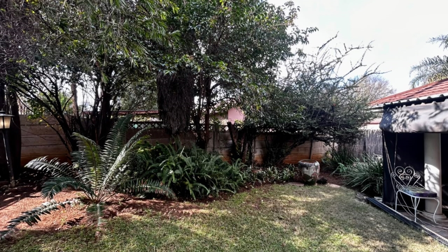 4 Bedroom Property for Sale in Bergtuin Gauteng