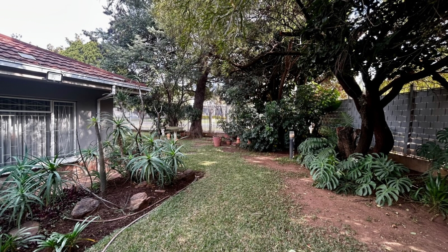 4 Bedroom Property for Sale in Bergtuin Gauteng