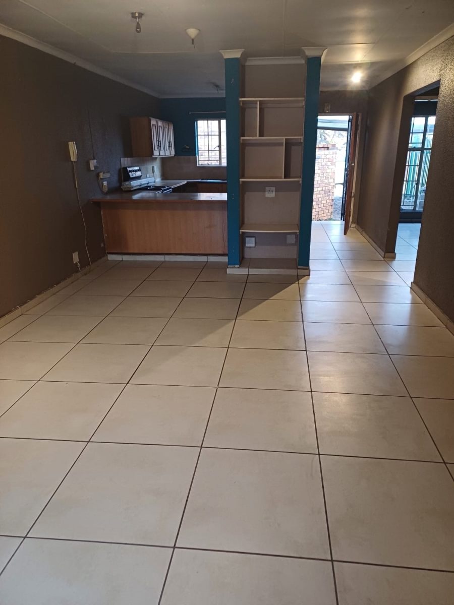 2 Bedroom Property for Sale in Witfield Gauteng