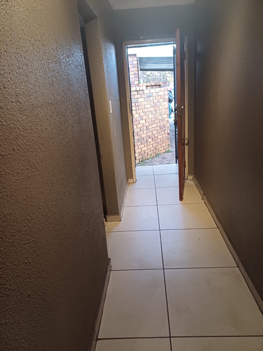 2 Bedroom Property for Sale in Witfield Gauteng