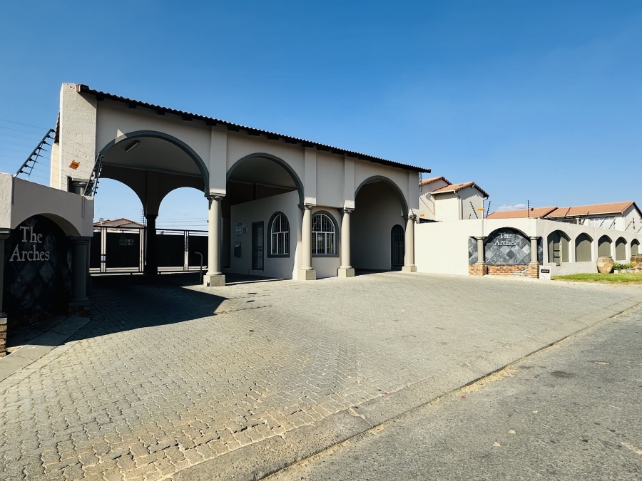2 Bedroom Property for Sale in Dalpark Ext 1 Gauteng