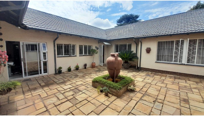 4 Bedroom Property for Sale in Ferndale Gauteng
