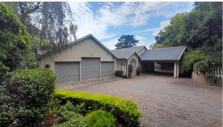 4 Bedroom Property for Sale in Ferndale Gauteng