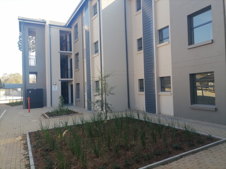 2 Bedroom Property for Sale in Raslouw Gauteng