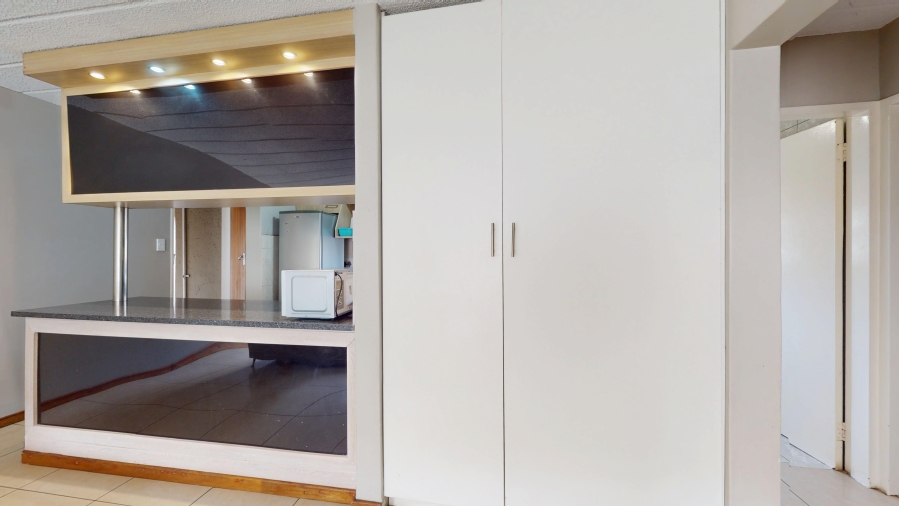 2 Bedroom Property for Sale in Ravenswood Gauteng