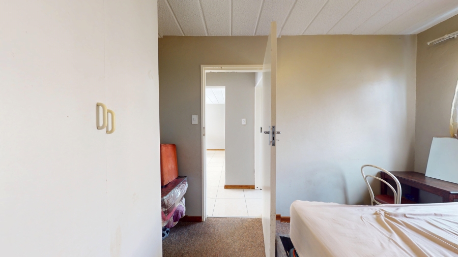 2 Bedroom Property for Sale in Ravenswood Gauteng