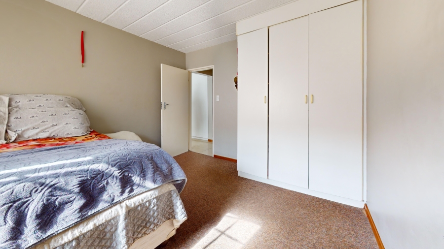 2 Bedroom Property for Sale in Ravenswood Gauteng