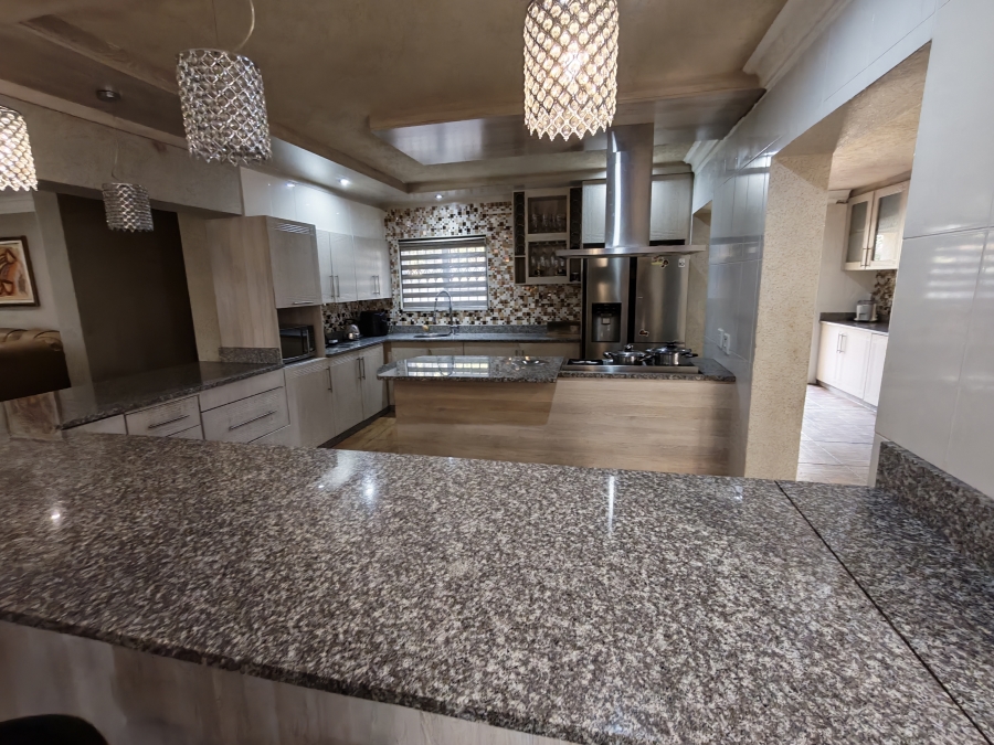4 Bedroom Property for Sale in Magaliesberg Country Estate Gauteng