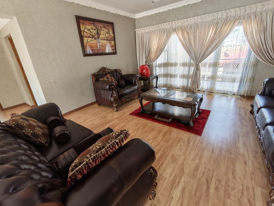4 Bedroom Property for Sale in Magaliesberg Country Estate Gauteng