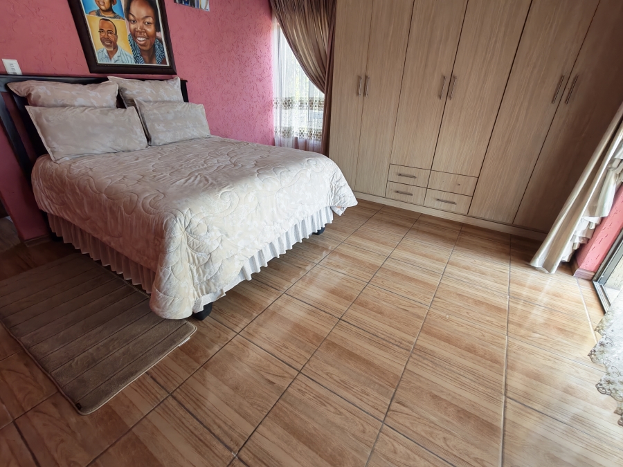 4 Bedroom Property for Sale in Magaliesberg Country Estate Gauteng