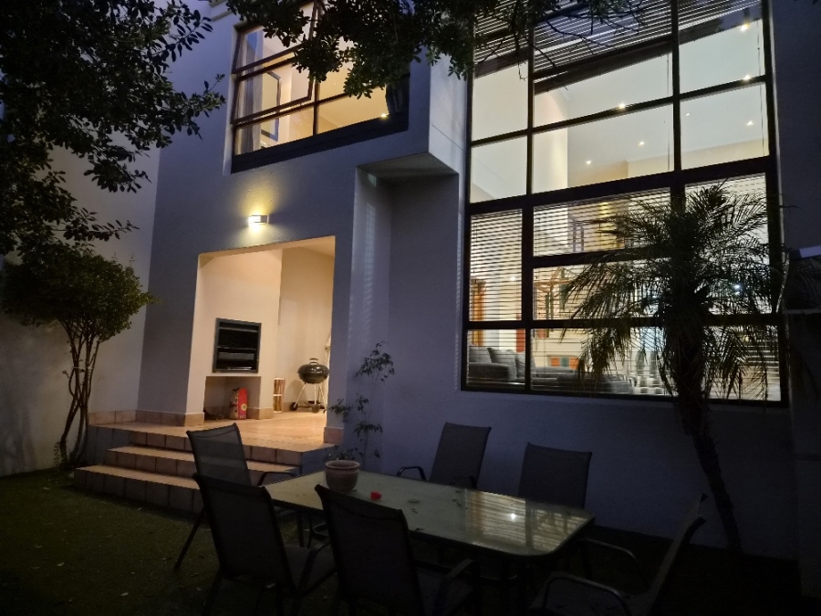 3 Bedroom Property for Sale in Bedfordview Gauteng