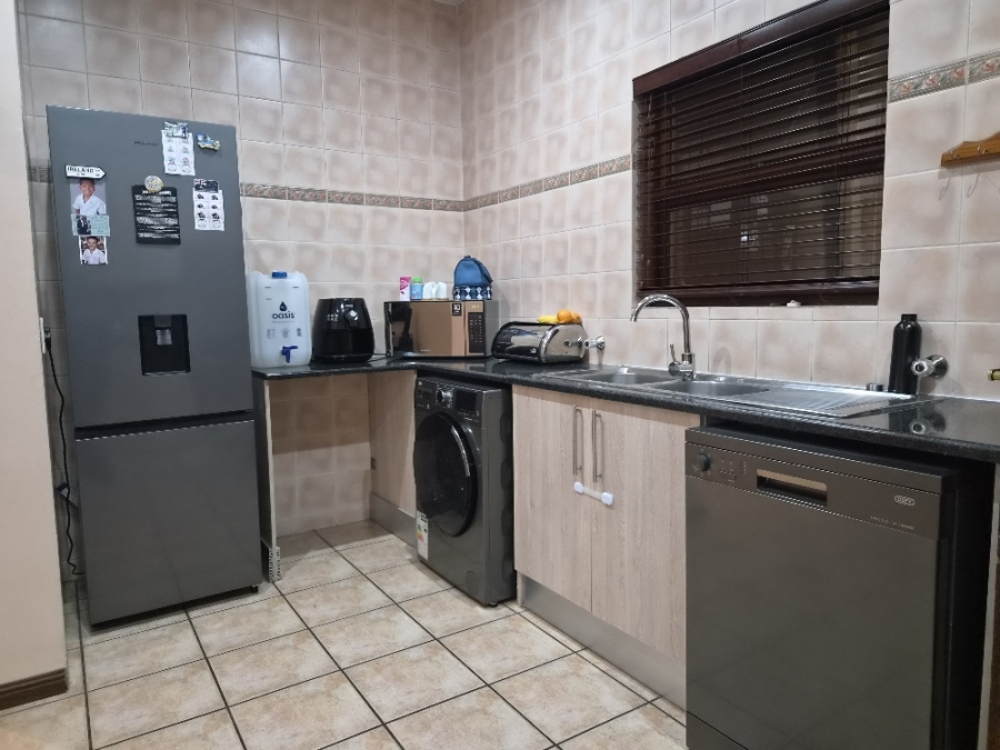 3 Bedroom Property for Sale in Bedfordview Gauteng