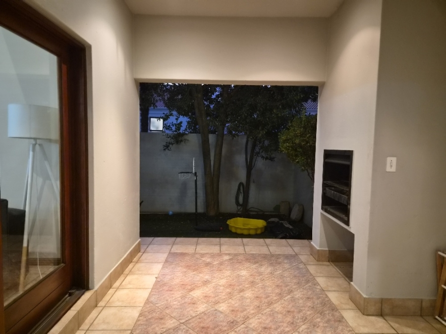3 Bedroom Property for Sale in Bedfordview Gauteng