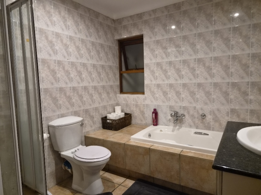 3 Bedroom Property for Sale in Bedfordview Gauteng