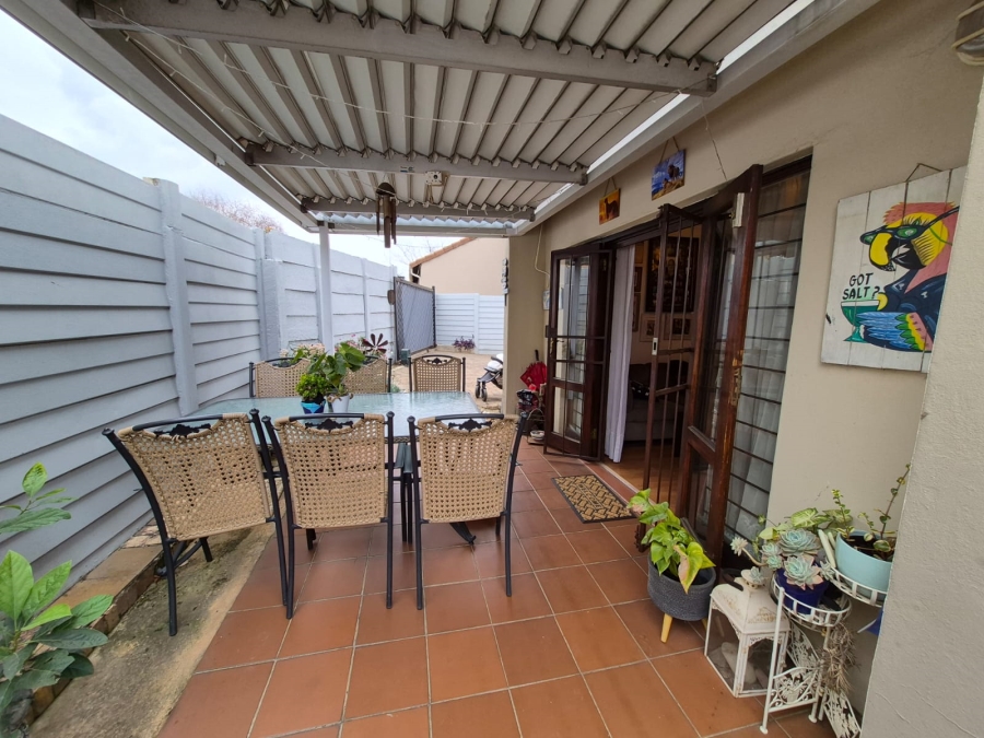 To Let 2 Bedroom Property for Rent in Eden Glen Gauteng