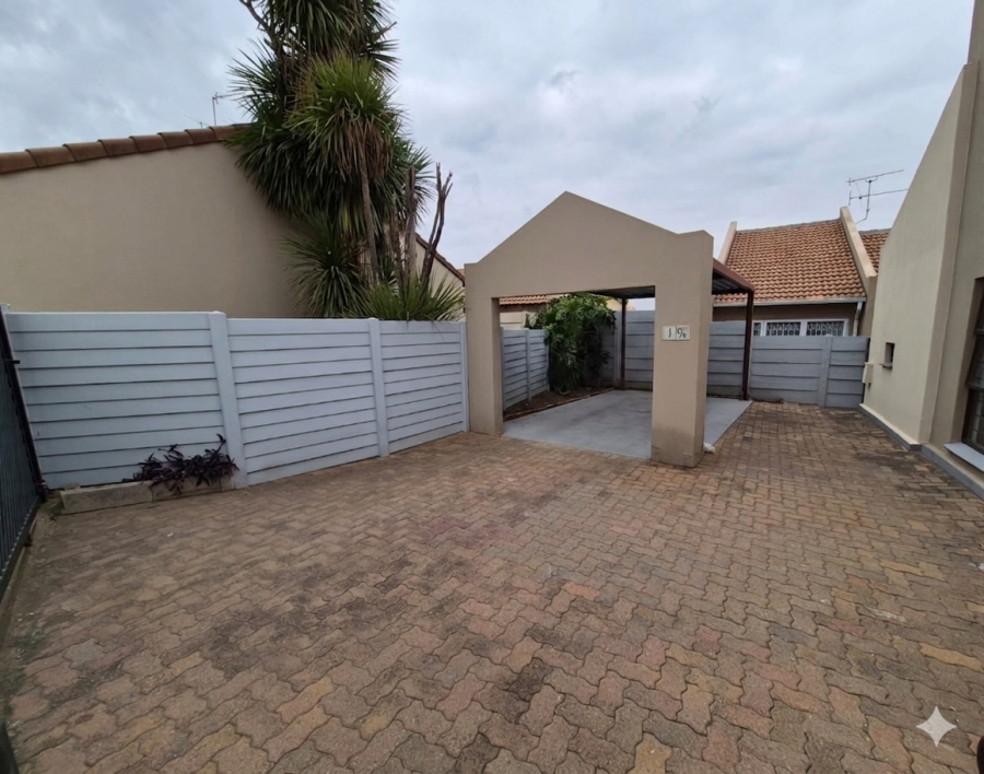 To Let 2 Bedroom Property for Rent in Eden Glen Gauteng