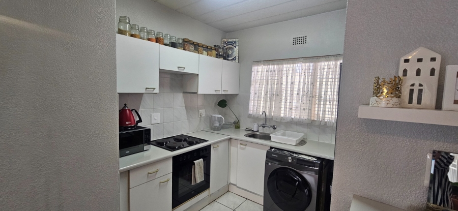 2 Bedroom Property for Sale in Eden Glen Gauteng