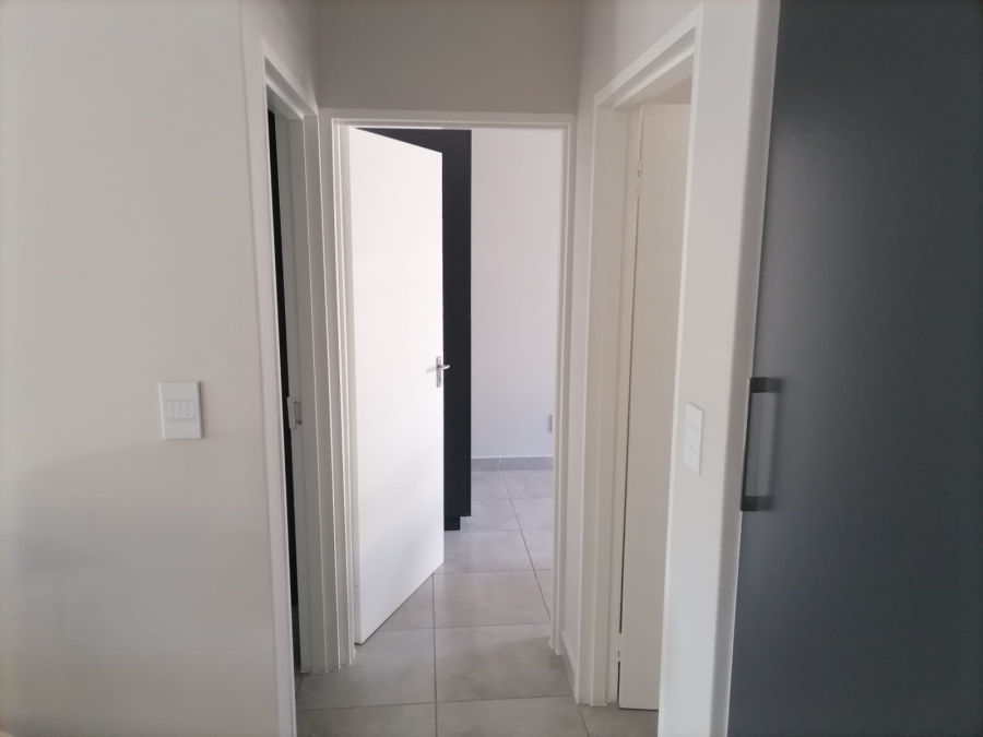 2 Bedroom Property for Sale in Raslouw Gauteng