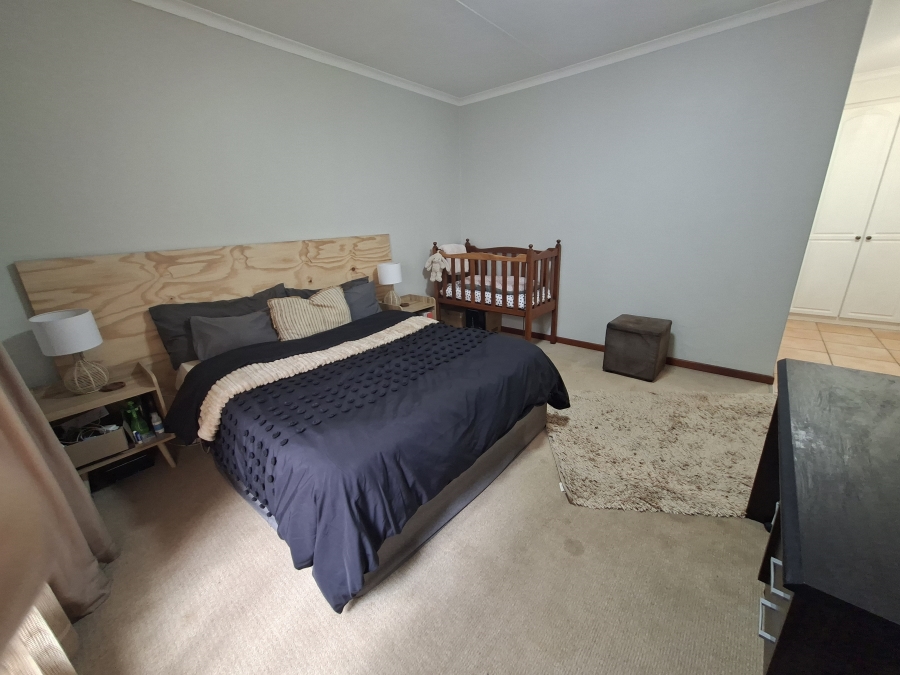 3 Bedroom Property for Sale in Die Wilgers Gauteng