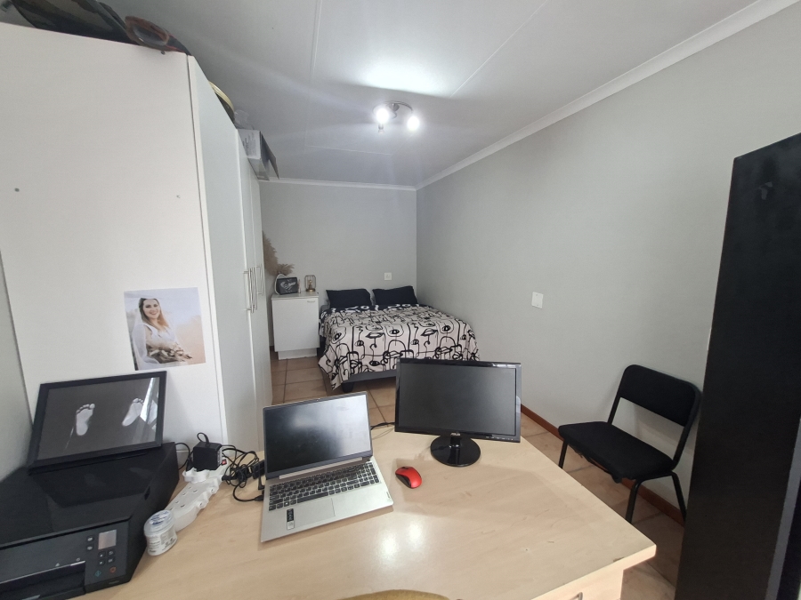 3 Bedroom Property for Sale in Die Wilgers Gauteng