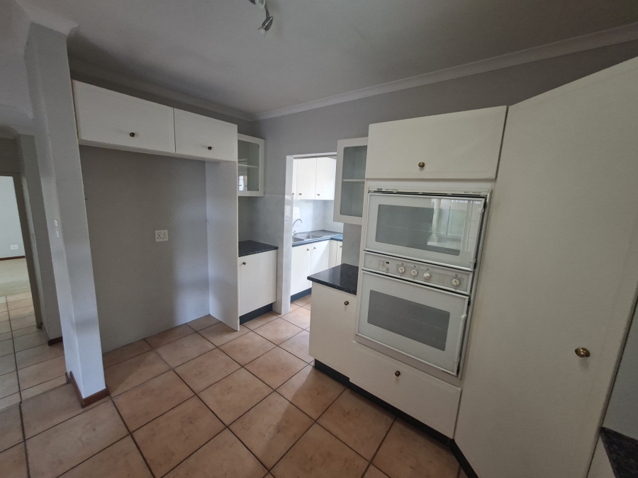 3 Bedroom Property for Sale in Die Wilgers Gauteng