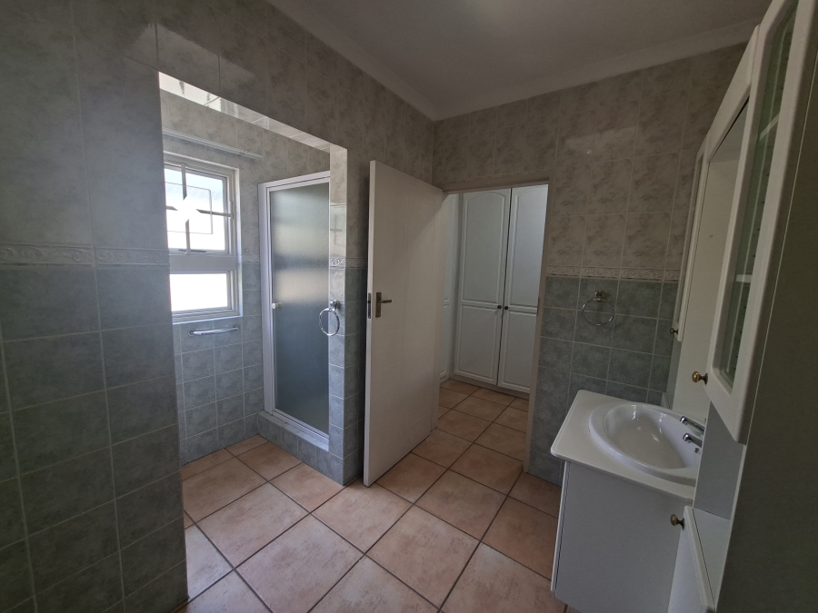 3 Bedroom Property for Sale in Die Wilgers Gauteng