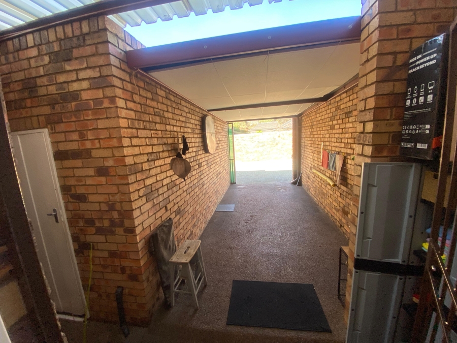 2 Bedroom Property for Sale in New Redruth Gauteng