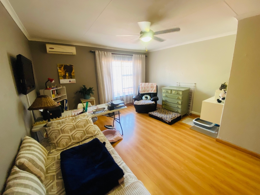 2 Bedroom Property for Sale in New Redruth Gauteng