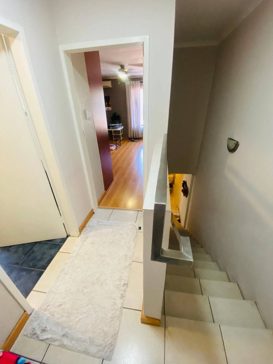 2 Bedroom Property for Sale in New Redruth Gauteng