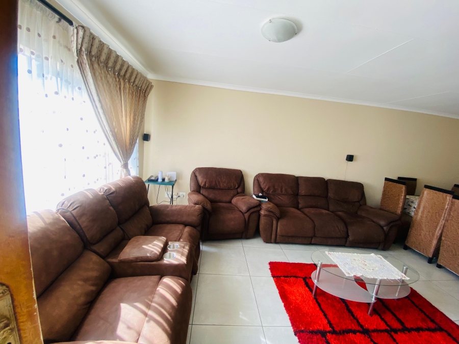 3 Bedroom Property for Sale in New Redruth Gauteng