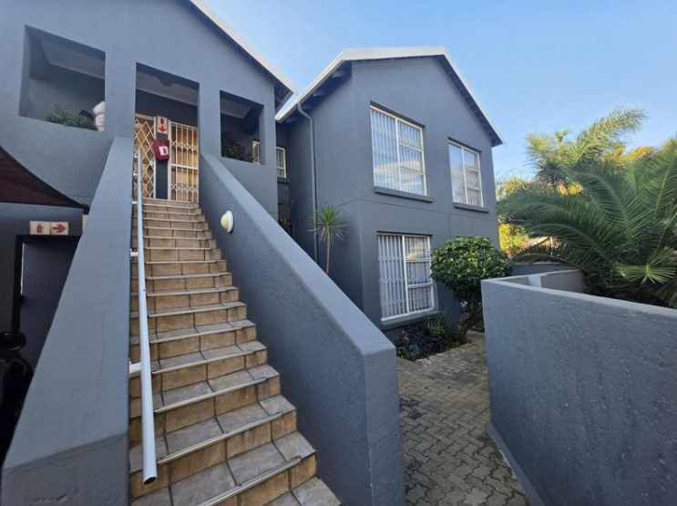 3 Bedroom Property for Sale in New Redruth Gauteng