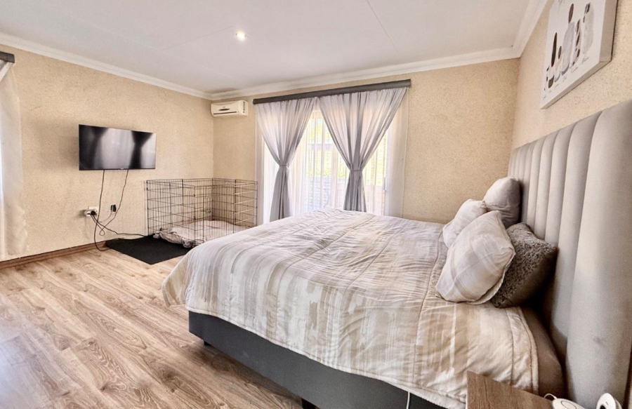 3 Bedroom Property for Sale in New Redruth Gauteng
