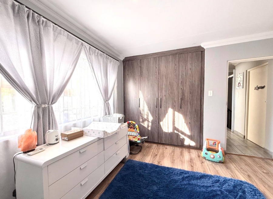 3 Bedroom Property for Sale in New Redruth Gauteng