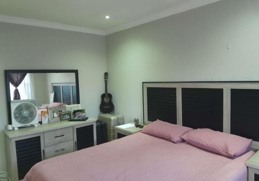 2 Bedroom Property for Sale in New Redruth Gauteng