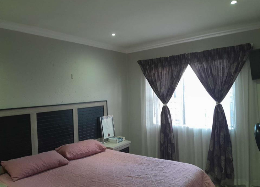 2 Bedroom Property for Sale in New Redruth Gauteng