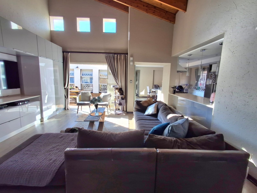 3 Bedroom Property for Sale in Beyers Park Gauteng