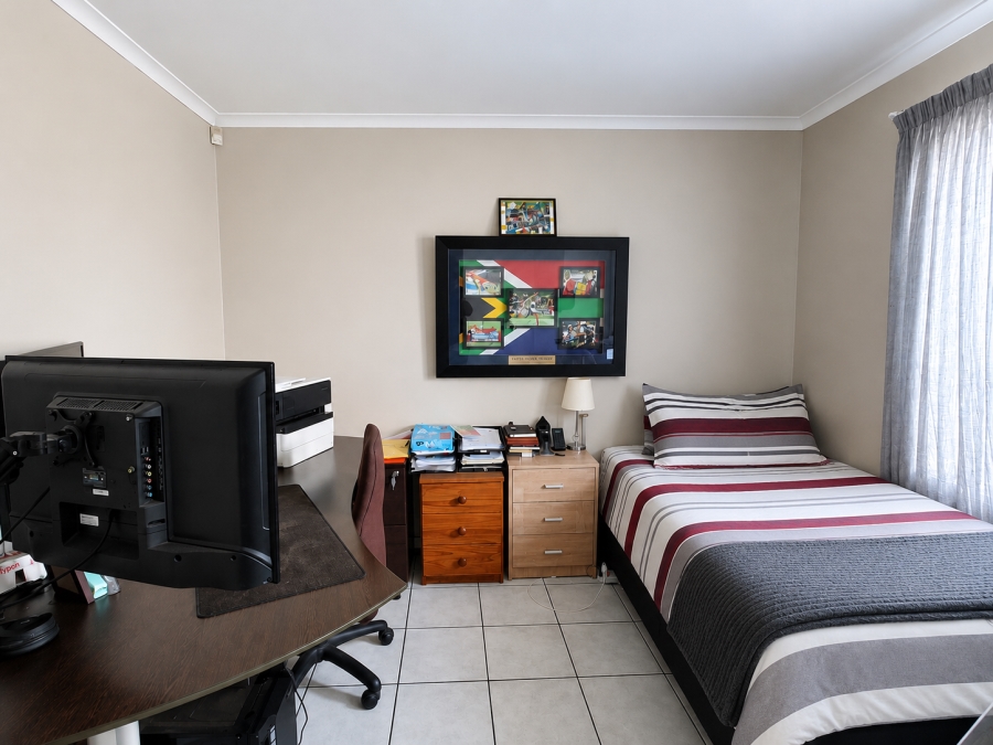4 Bedroom Property for Sale in Bardene Gauteng