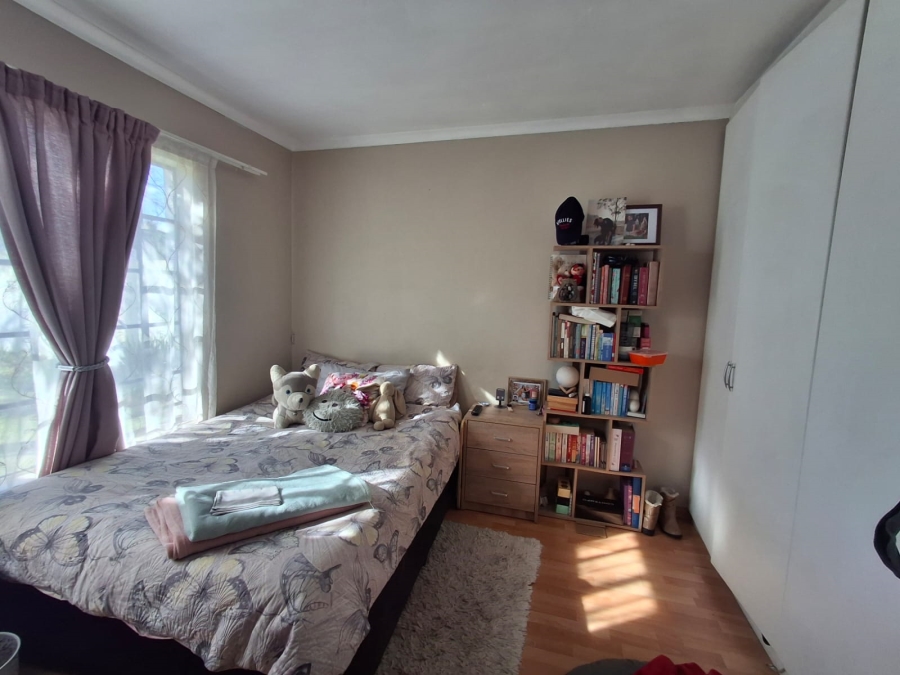 4 Bedroom Property for Sale in Bardene Gauteng