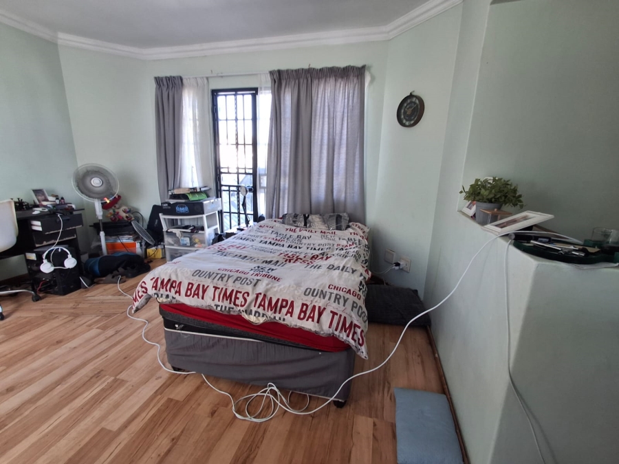 4 Bedroom Property for Sale in Bardene Gauteng