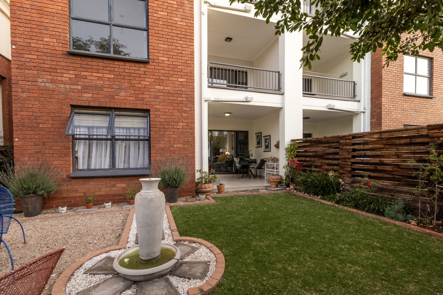 3 Bedroom Property for Sale in Greenstone Crest Gauteng