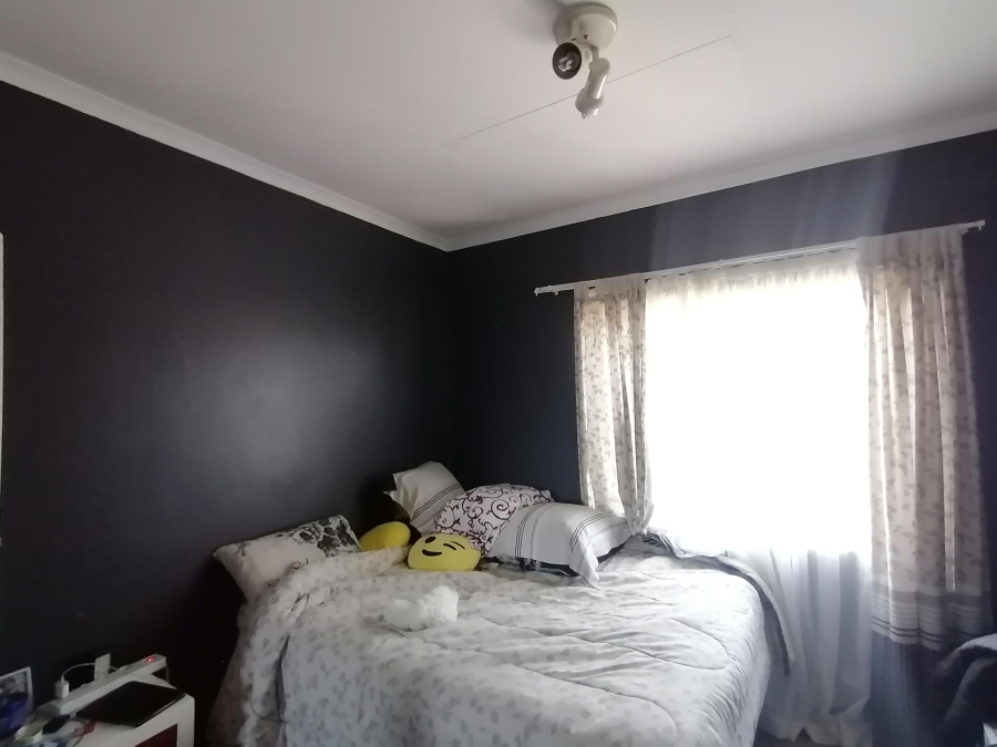 To Let 2 Bedroom Property for Rent in Country View Gauteng
