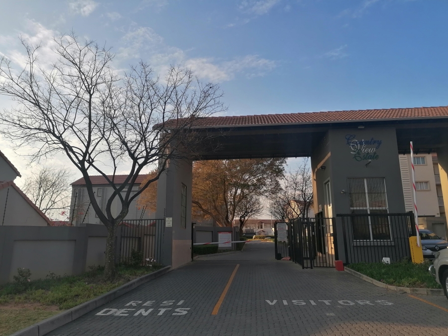 To Let 2 Bedroom Property for Rent in Country View Gauteng