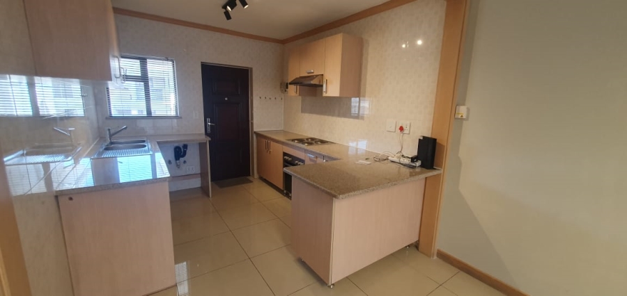 To Let 2 Bedroom Property for Rent in Noordwyk Gauteng