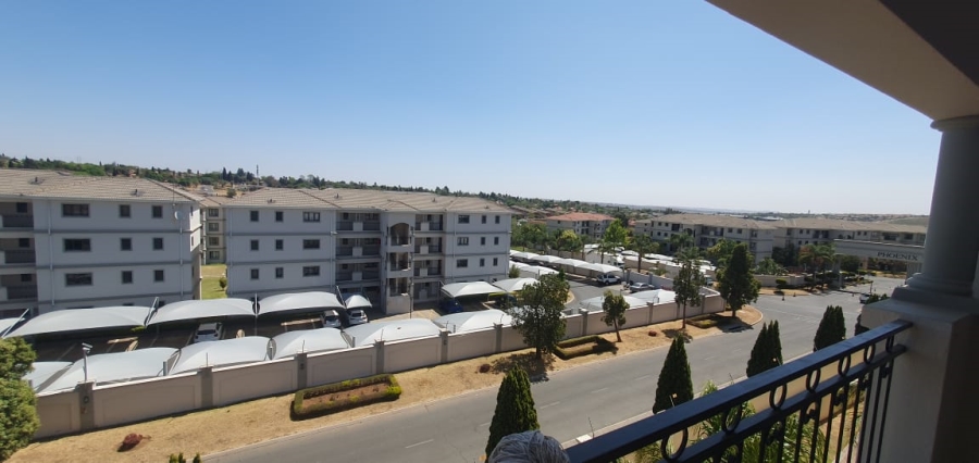 To Let 2 Bedroom Property for Rent in Noordwyk Gauteng