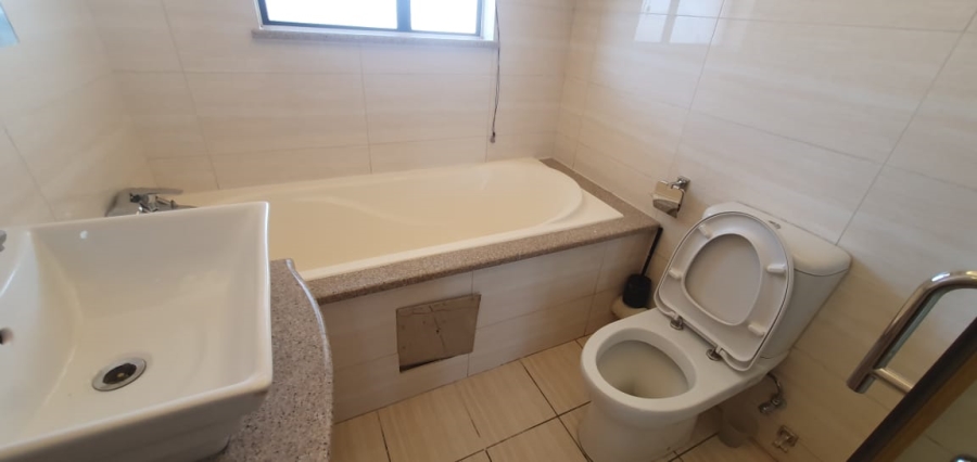 To Let 2 Bedroom Property for Rent in Noordwyk Gauteng