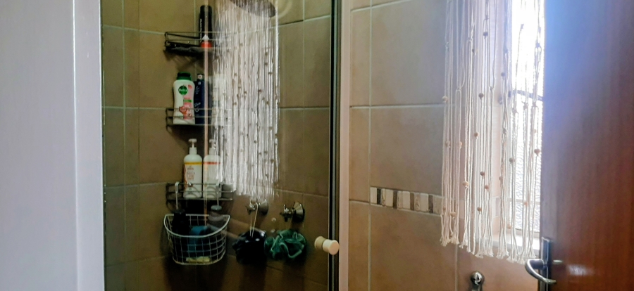 2 Bedroom Property for Sale in Birchleigh Gauteng