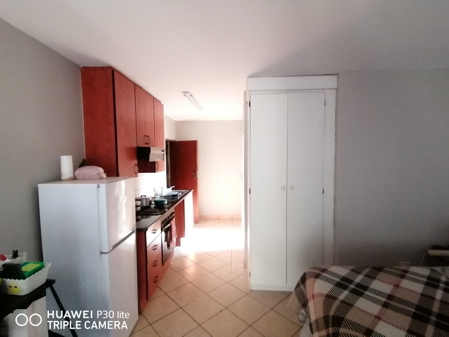 1 Bedroom Property for Sale in Oukraal Estate Gauteng