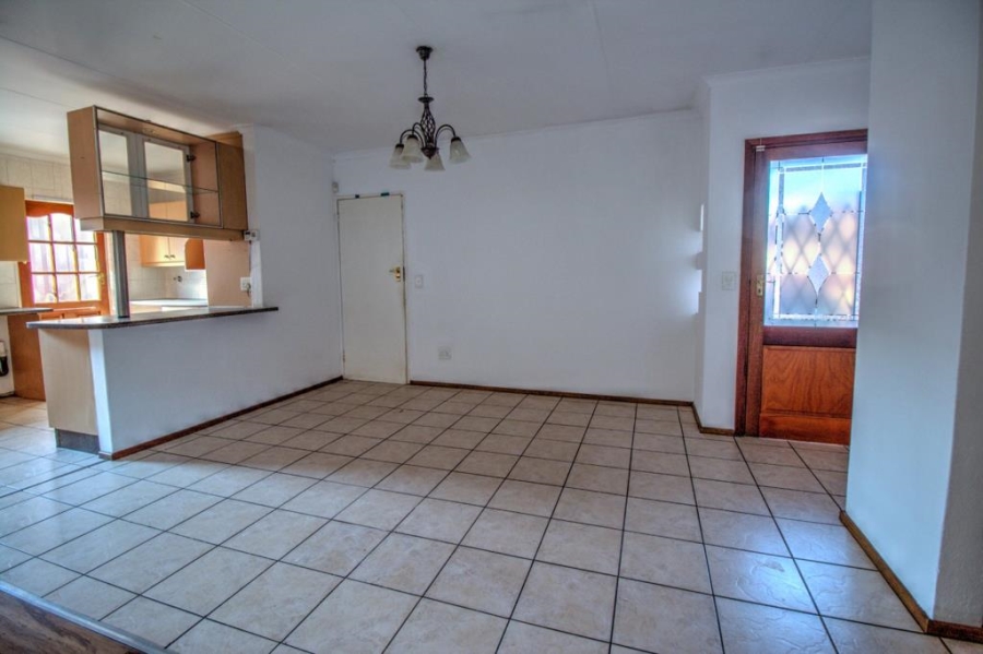 3 Bedroom Property for Sale in Birchleigh Gauteng